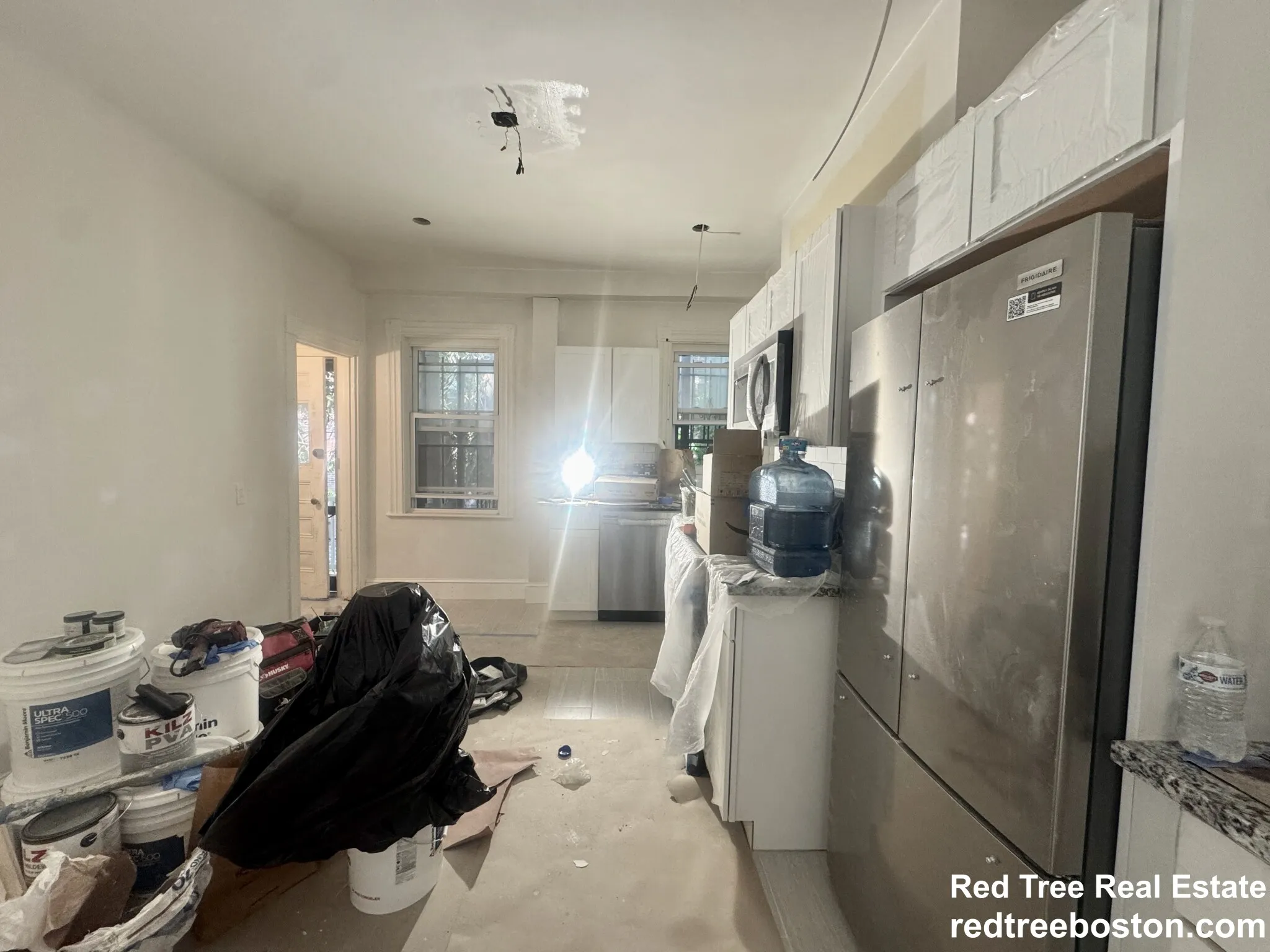 5 bed, 2 bath apartment for rent at 14 Quint Ave Unit 1, Allston — photo 9 of 29