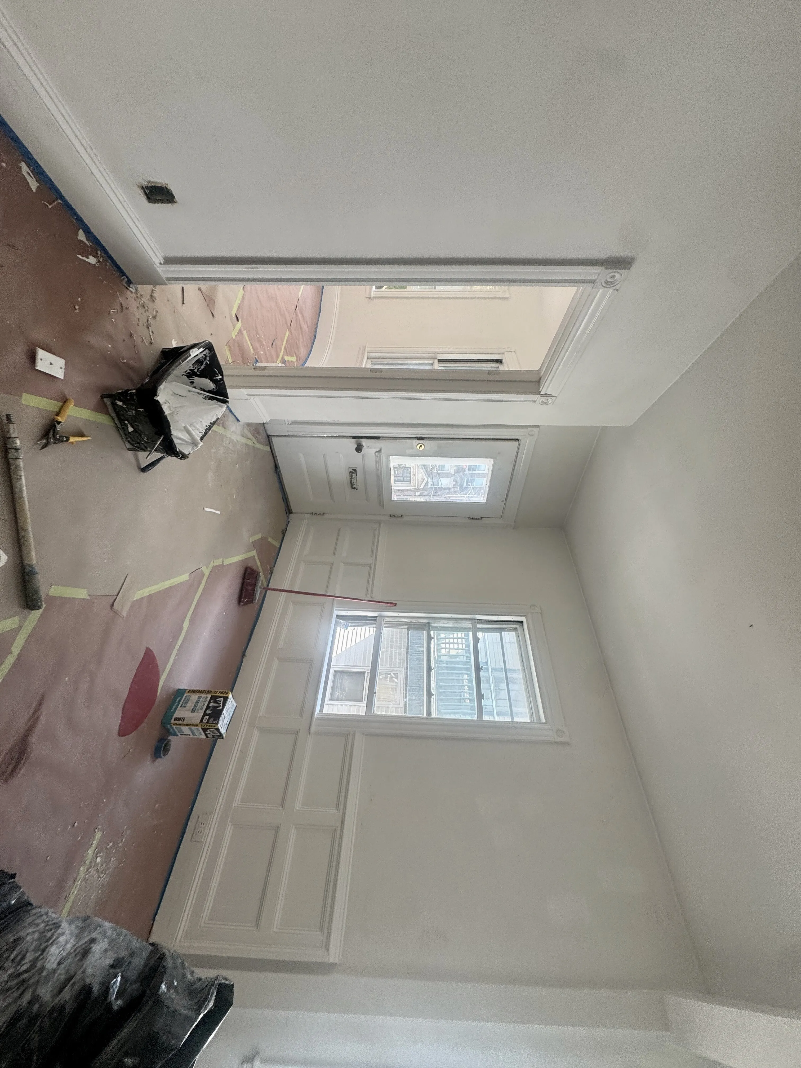 5 bed, 2 bath apartment for rent at 14 Quint Ave Unit 1, Allston — photo 2 of 29