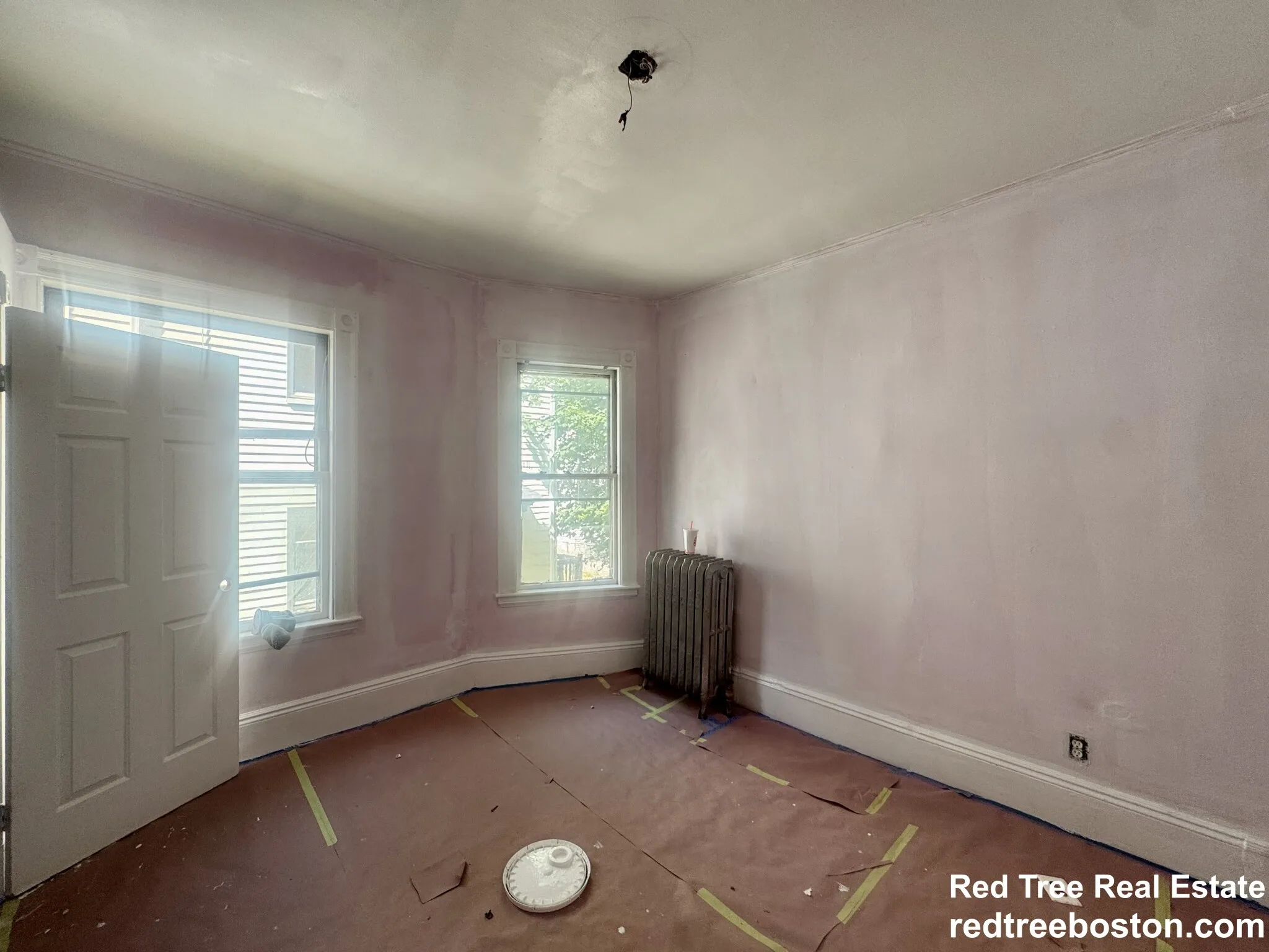 5 bed, 2 bath apartment for rent at 14 Quint Ave Unit 1, Allston — photo 7 of 29