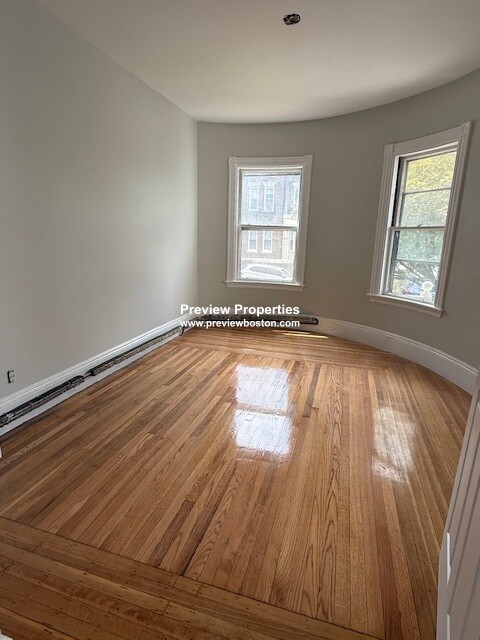 5 bed, 2 bath apartment for rent at 14 Quint Ave Unit P, Allston — photo 7 of 14