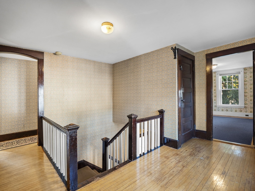 4 bed, 1 bath apartment for rent at 14 R Charles St, Danvers — photo 19 of 31