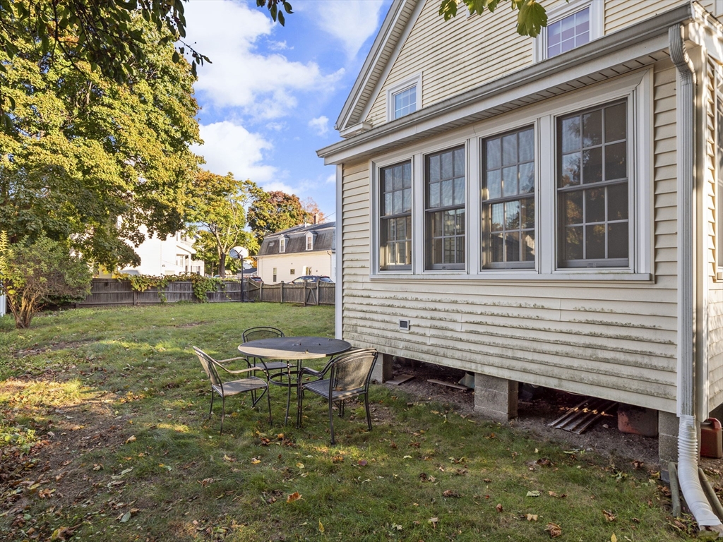 4 bed, 1 bath apartment for rent at 14 R Charles St, Danvers — photo 27 of 31