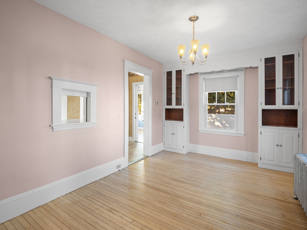 4 bed, 1 bath apartment for rent at 14 R Charles St, Danvers — photo 15 of 31
