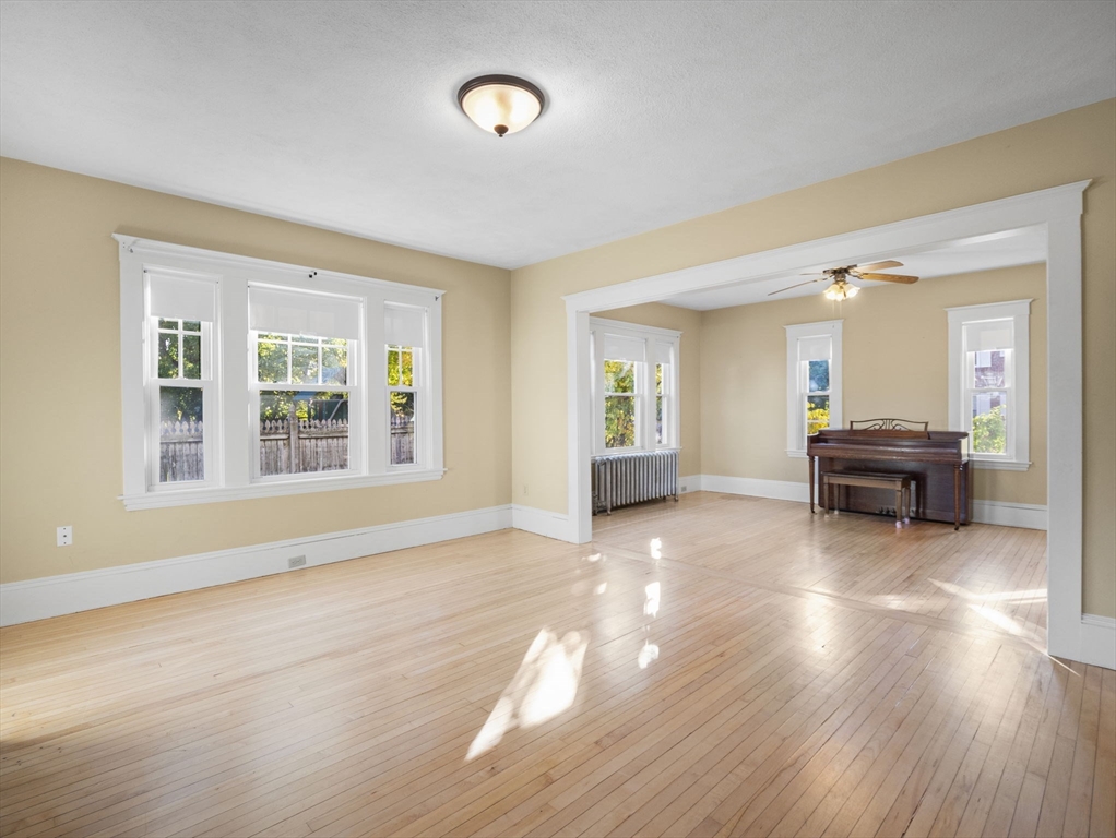 4 bed, 1 bath apartment for rent at 14 R Charles St, Danvers — photo 3 of 31
