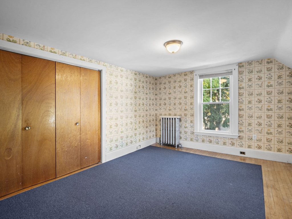 4 bed, 1 bath apartment for rent at 14 R Charles St, Danvers — photo 17 of 31