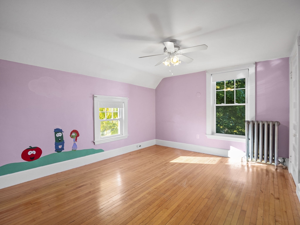 4 bed, 1 bath apartment for rent at 14 R Charles St, Danvers — photo 25 of 31