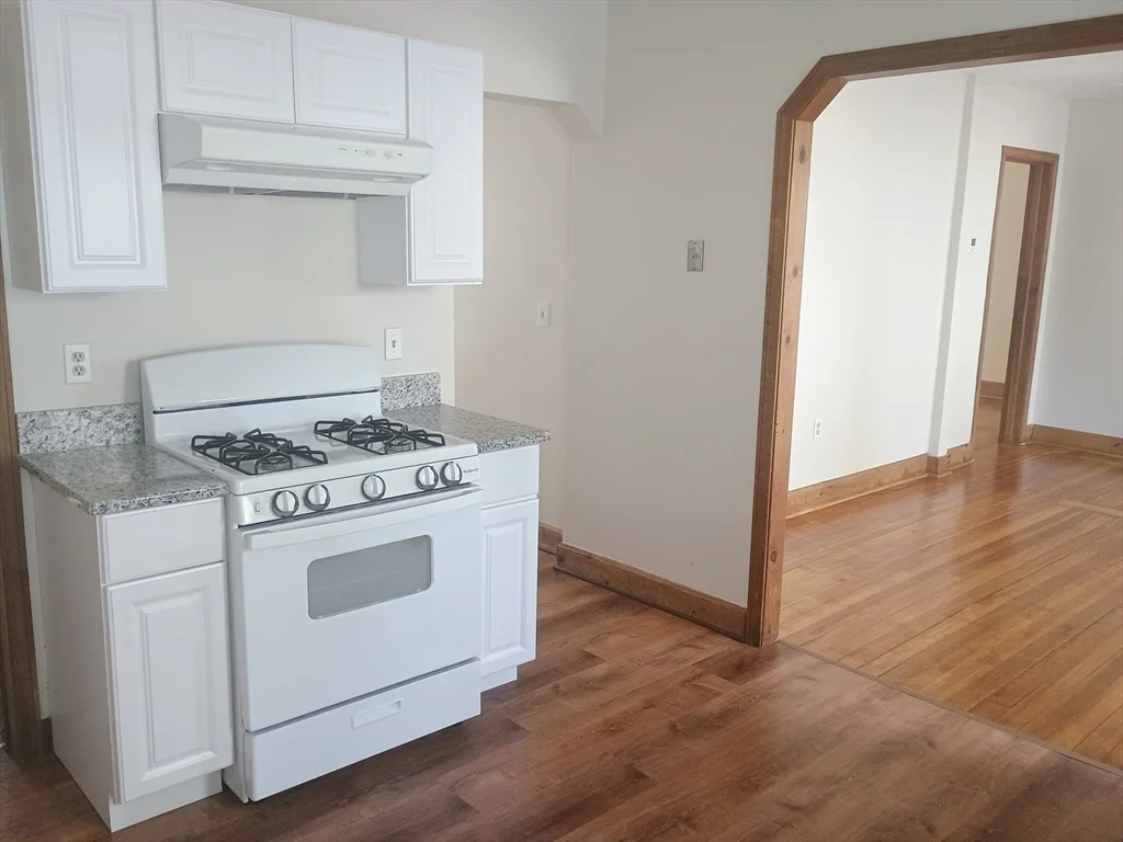 3 bed, 1 bath apartment for rent at 14 Randall St Unit 1, Taunton — photo 1 of 8