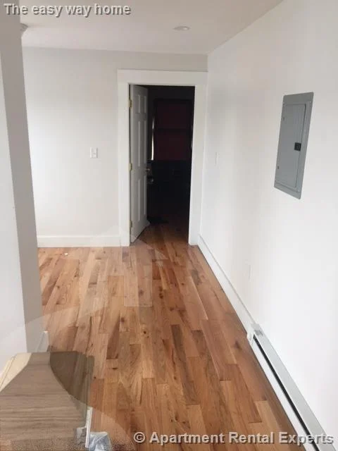 5 bed, 2 bath apartment for rent at 14 Renfrew St Unit 2, Tufts — photo 13 of 22