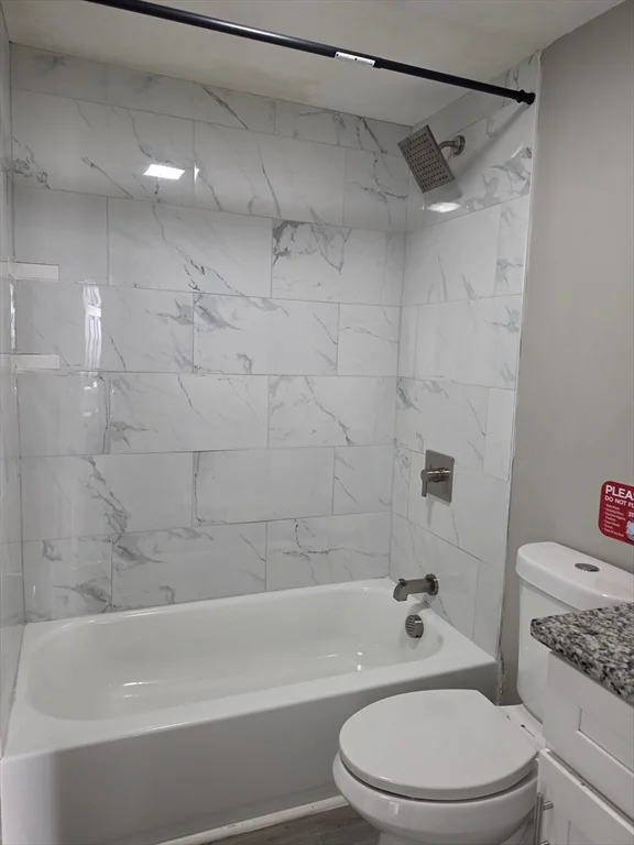 2 bed, 1 bath apartment for rent at 14 Ridgeway Unit 1, Lynn — photo 9 of 11