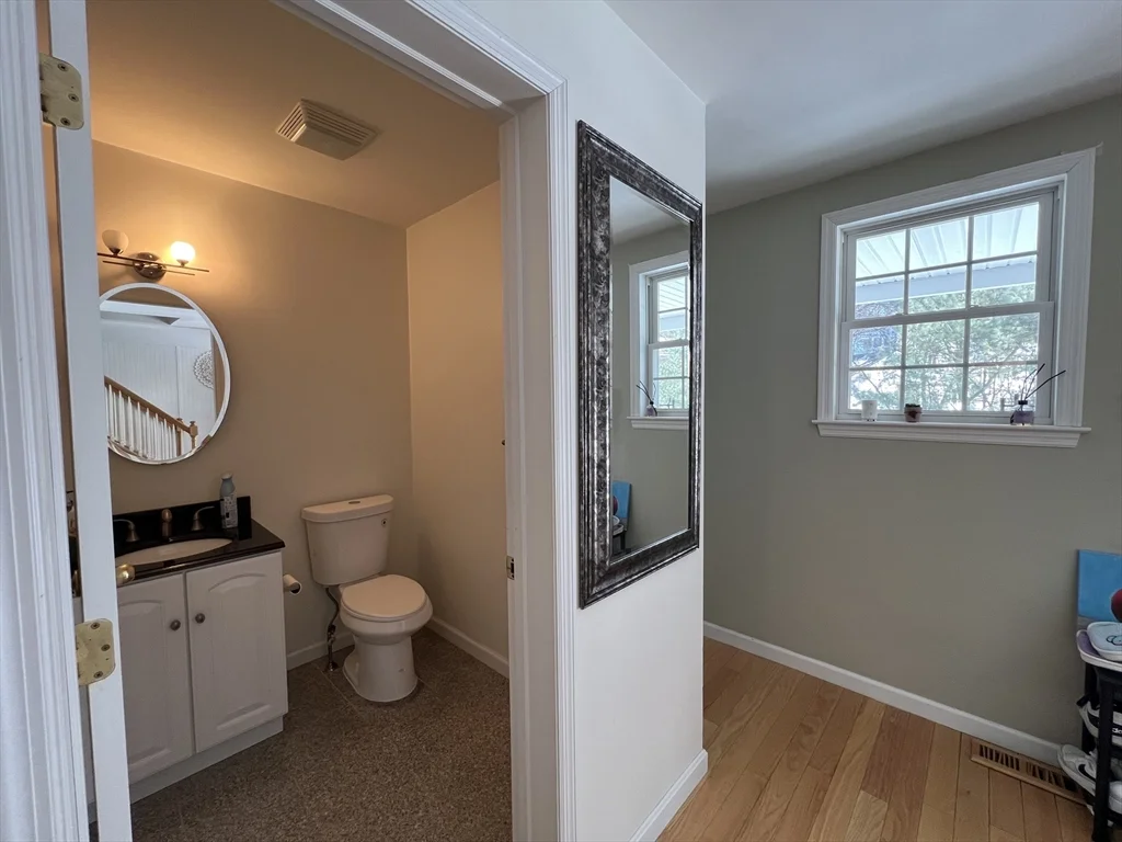 3 bed, 2 bath apartment for rent at 14 Rockland St, Newton Highlands — photo 8 of 19