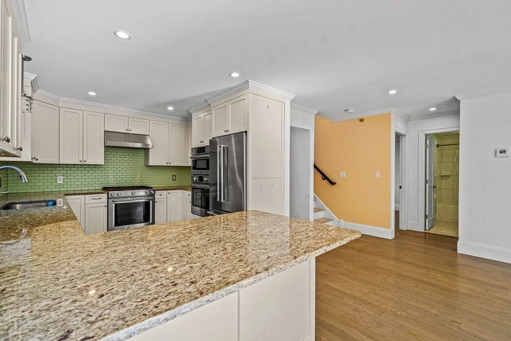 4 bed, 4+ bath apartment for rent at 14 Rockview St Unit 14, Jamaica Plain — photo 6 of 13