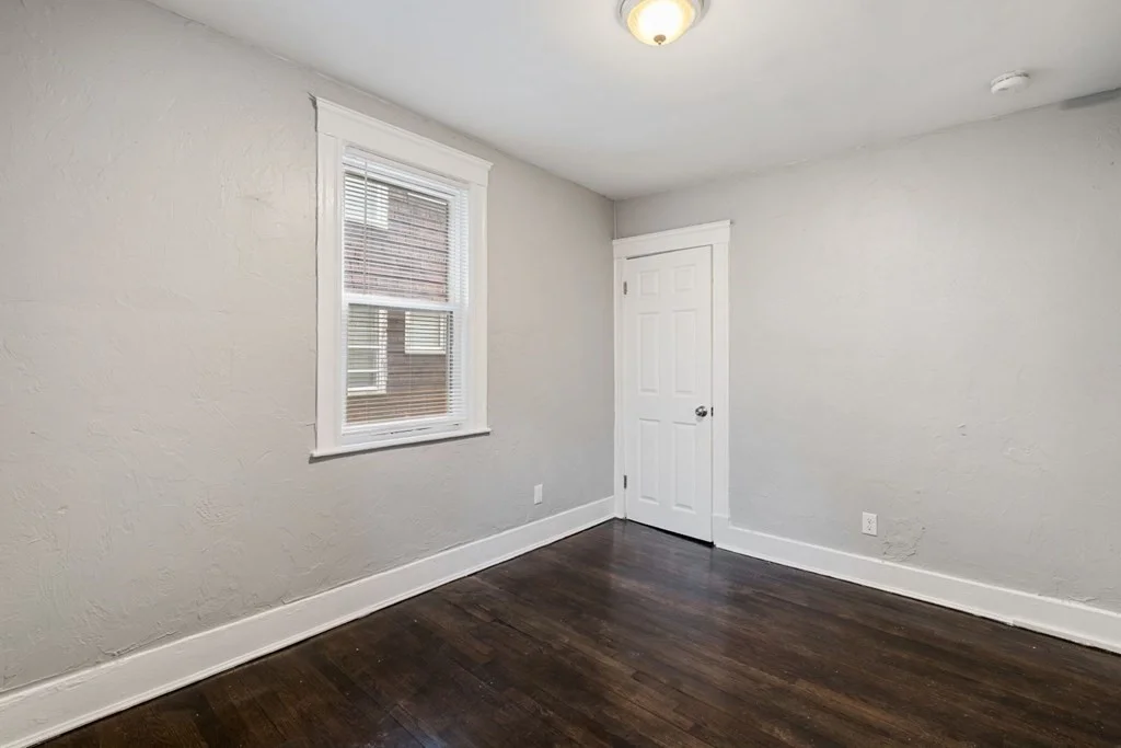 4 bed, 1 bath apartment for rent at 14 Ronan St Unit 1, Boston — photo 10 of 23
