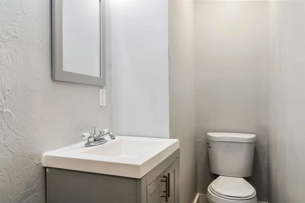 4 bed, 1 bath apartment for rent at 14 Ronan St Unit 1, Boston — photo 16 of 23