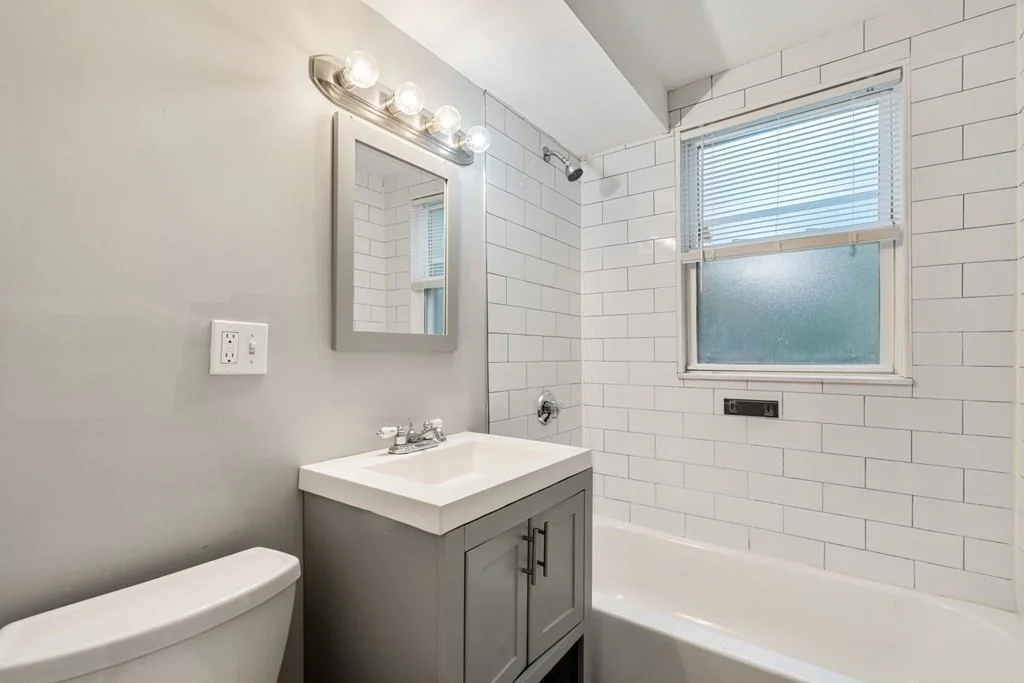 4 bed, 1 bath apartment for rent at 14 Ronan St Unit 1, Boston — photo 8 of 23