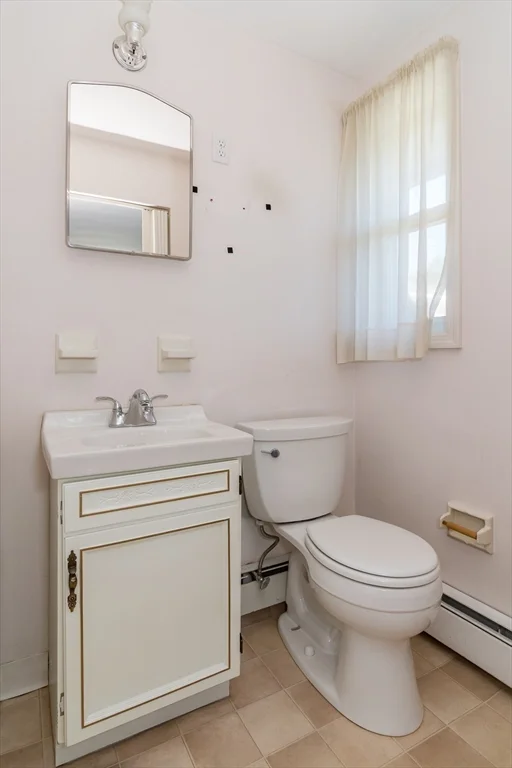 3 bed, 1 bath apartment for rent at 14 Rosslare Rd Unit 14, Framingham — photo 13 of 20