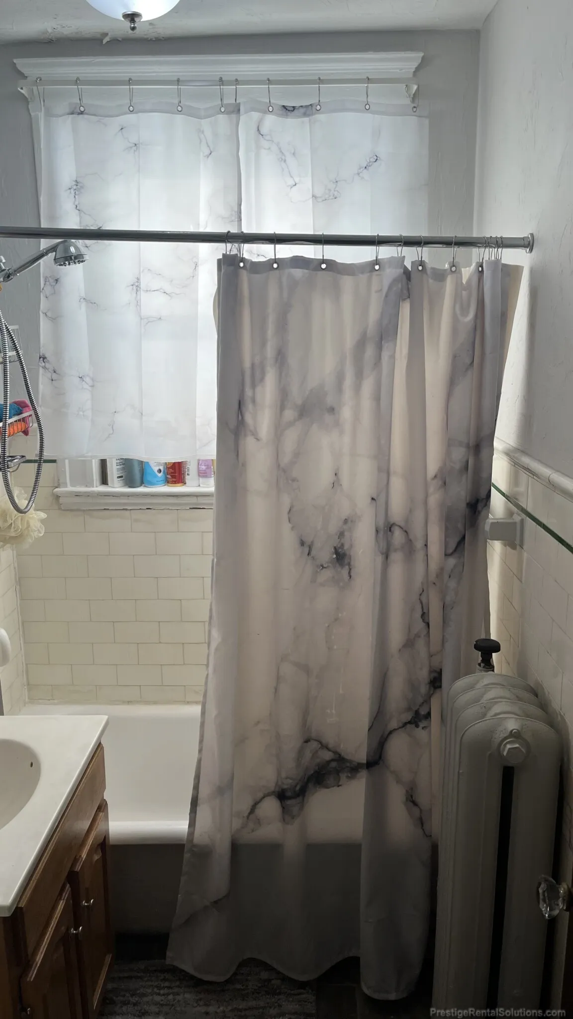 1 bed, 1 bath apartment for rent at 14 Russell St Unit 25, North Quincy — photo 4 of 21