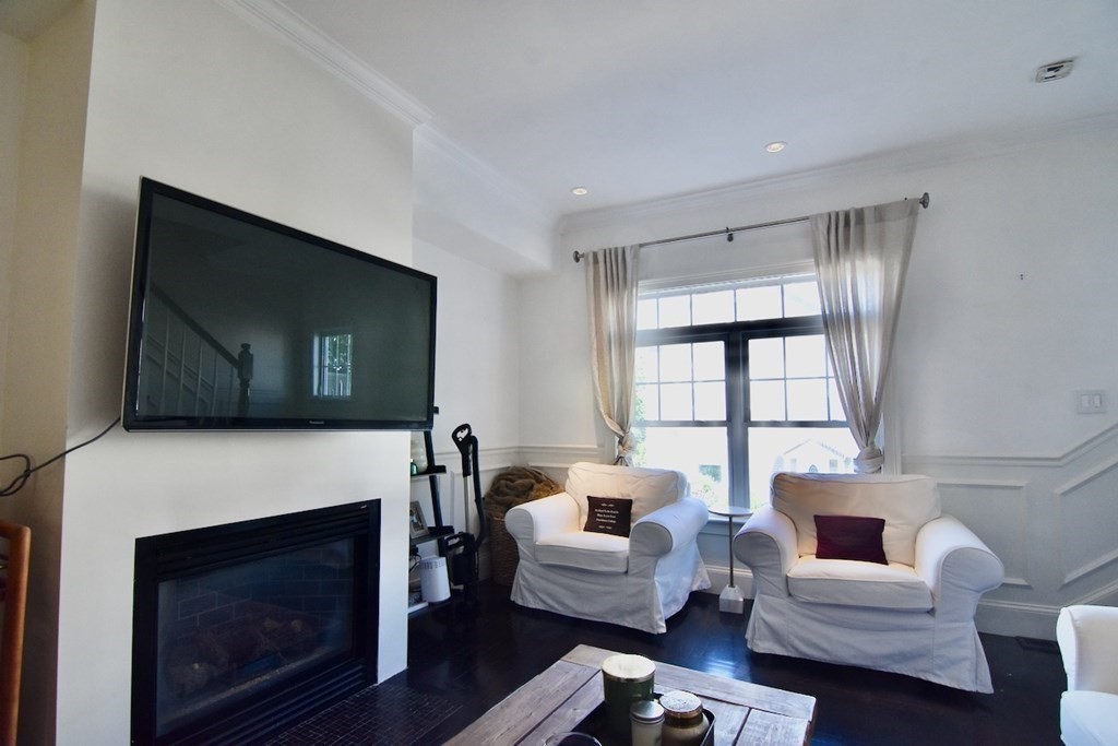 2 bed, 1 bath apartment for rent at 14 S Sydney St Unit 14, Dorchester — photo 12 of 32