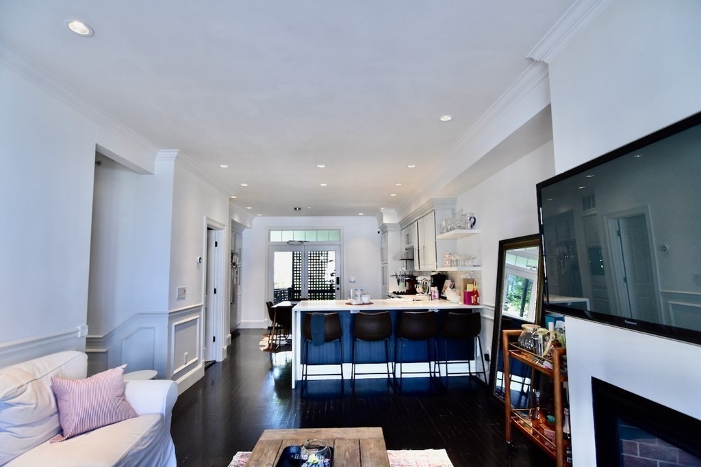 2 bed, 1 bath apartment for rent at 14 S Sydney St Unit 14, Dorchester — photo 10 of 32