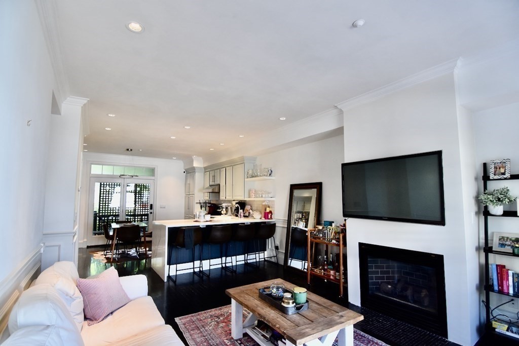 2 bed, 1 bath apartment for rent at 14 S Sydney St Unit 14, Dorchester — photo 11 of 32