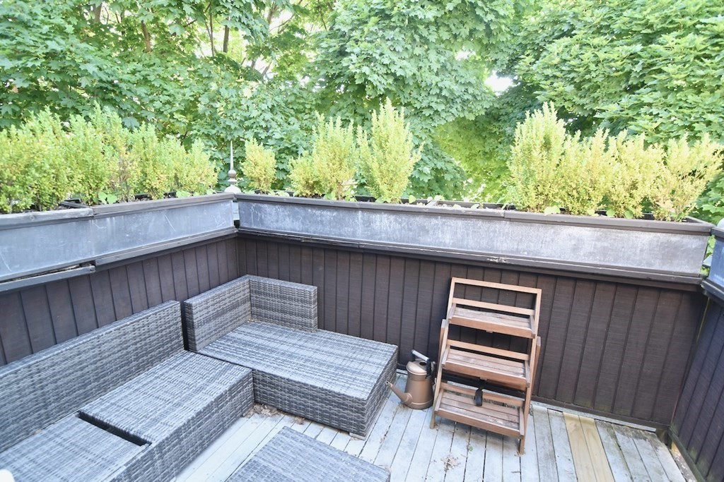 2 bed, 1 bath apartment for rent at 14 S Sydney St Unit 14, Dorchester — photo 31 of 32