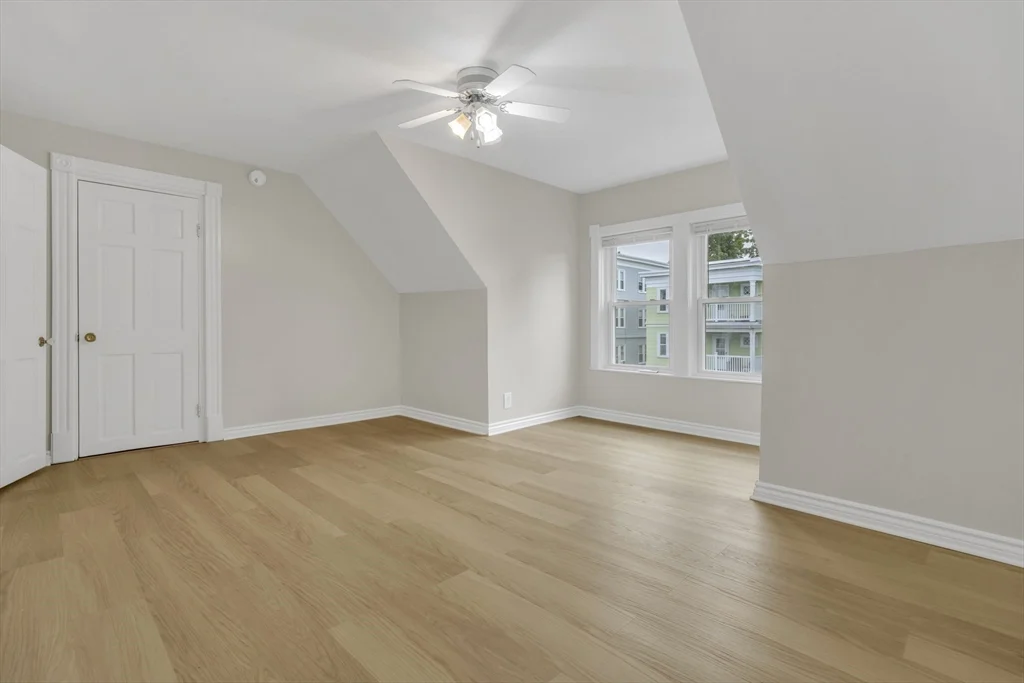 4 bed, 1 bath apartment for rent at 14 S Unit 2, Jamaica Plain — photo 18 of 27