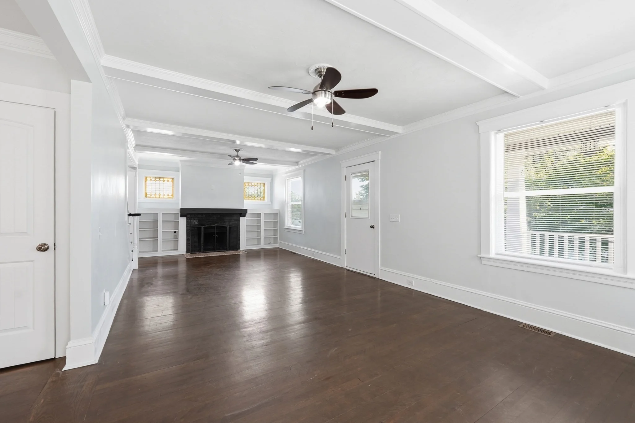 4 bed, 2 bath apartment for rent at 14 Saint Elmo Rd, Tatnuck — photo 5 of 35