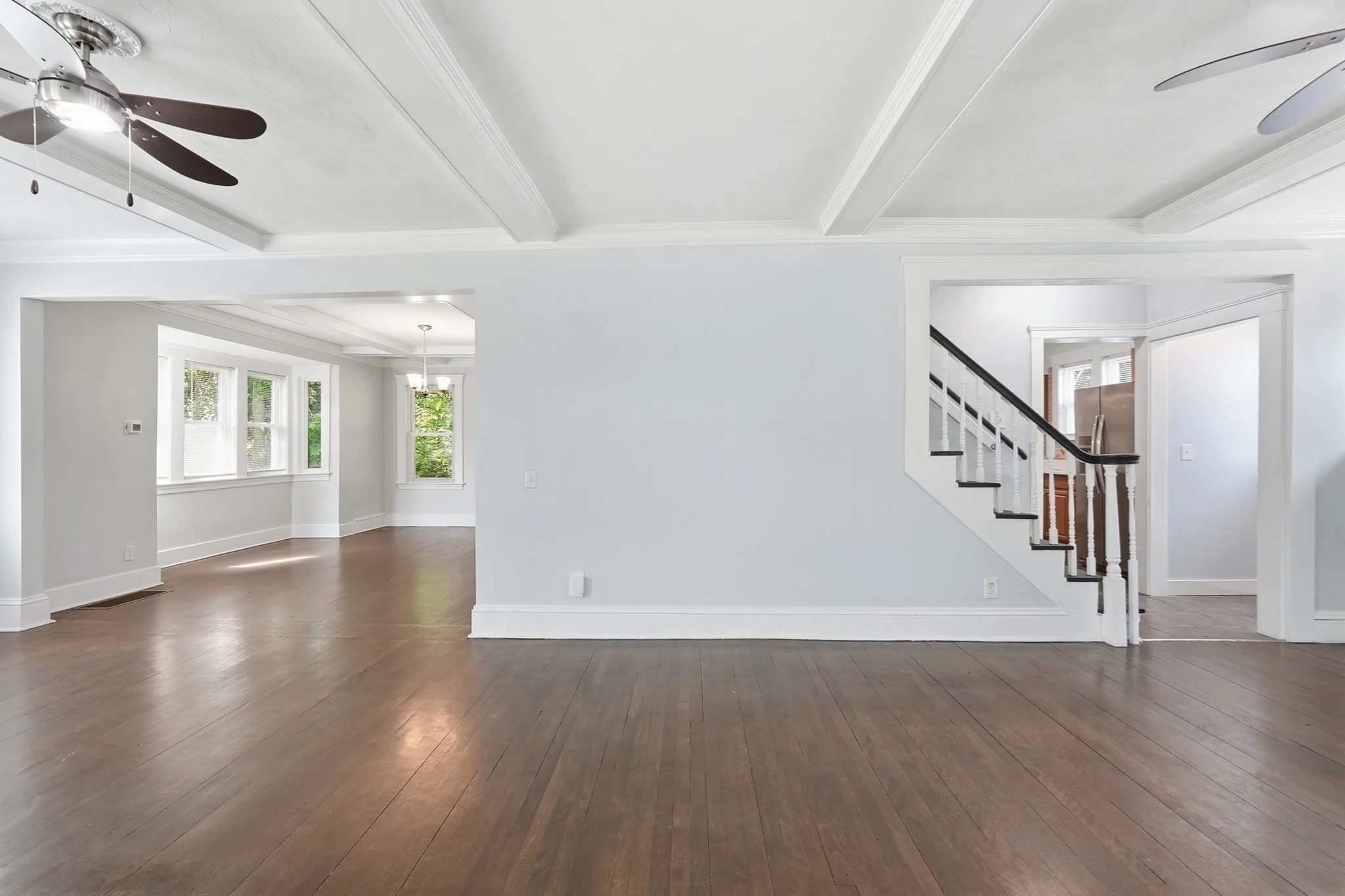 4 bed, 2 bath apartment for rent at 14 Saint Elmo Rd, Tatnuck — photo 2 of 35