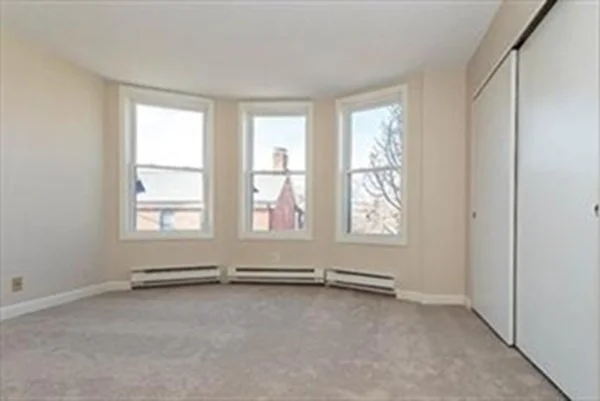 2 bed, 1 bath apartment for rent at 14 Salem St Unit 2, Cambridgeport — photo 7 of 11