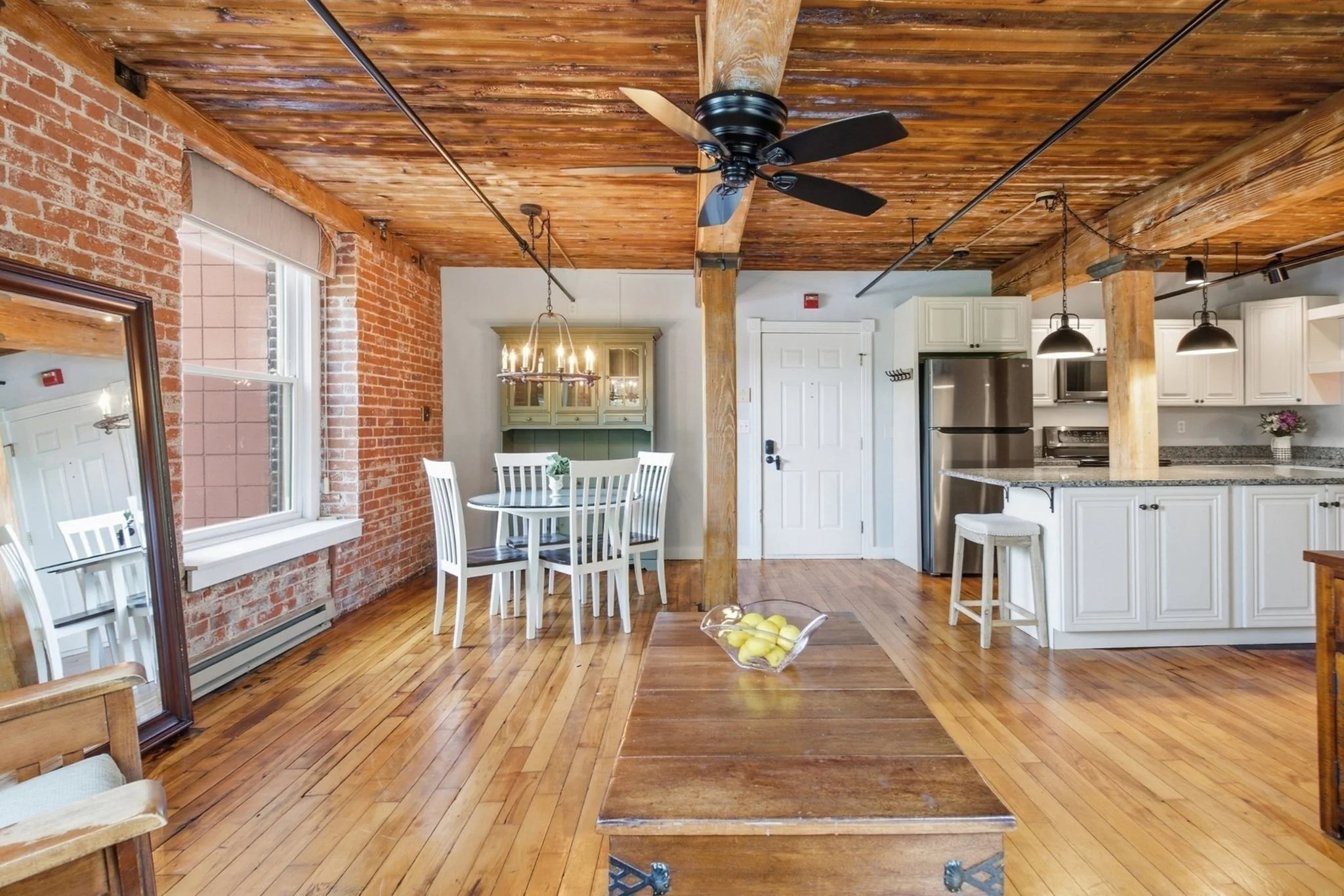 2 bed, 2 bath apartment for rent at 14 Sanford St Unit 5, Medway — photo 20 of 34