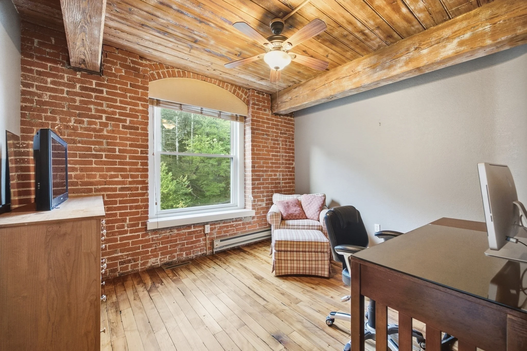 2 bed, 2 bath apartment for rent at 14 Sanford St Unit 5, Medway — photo 21 of 34