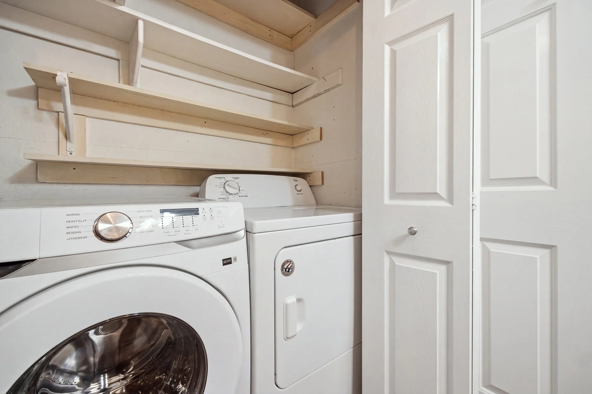 2 bed, 2 bath apartment for rent at 14 Sanford St Unit 5, Medway — photo 30 of 34