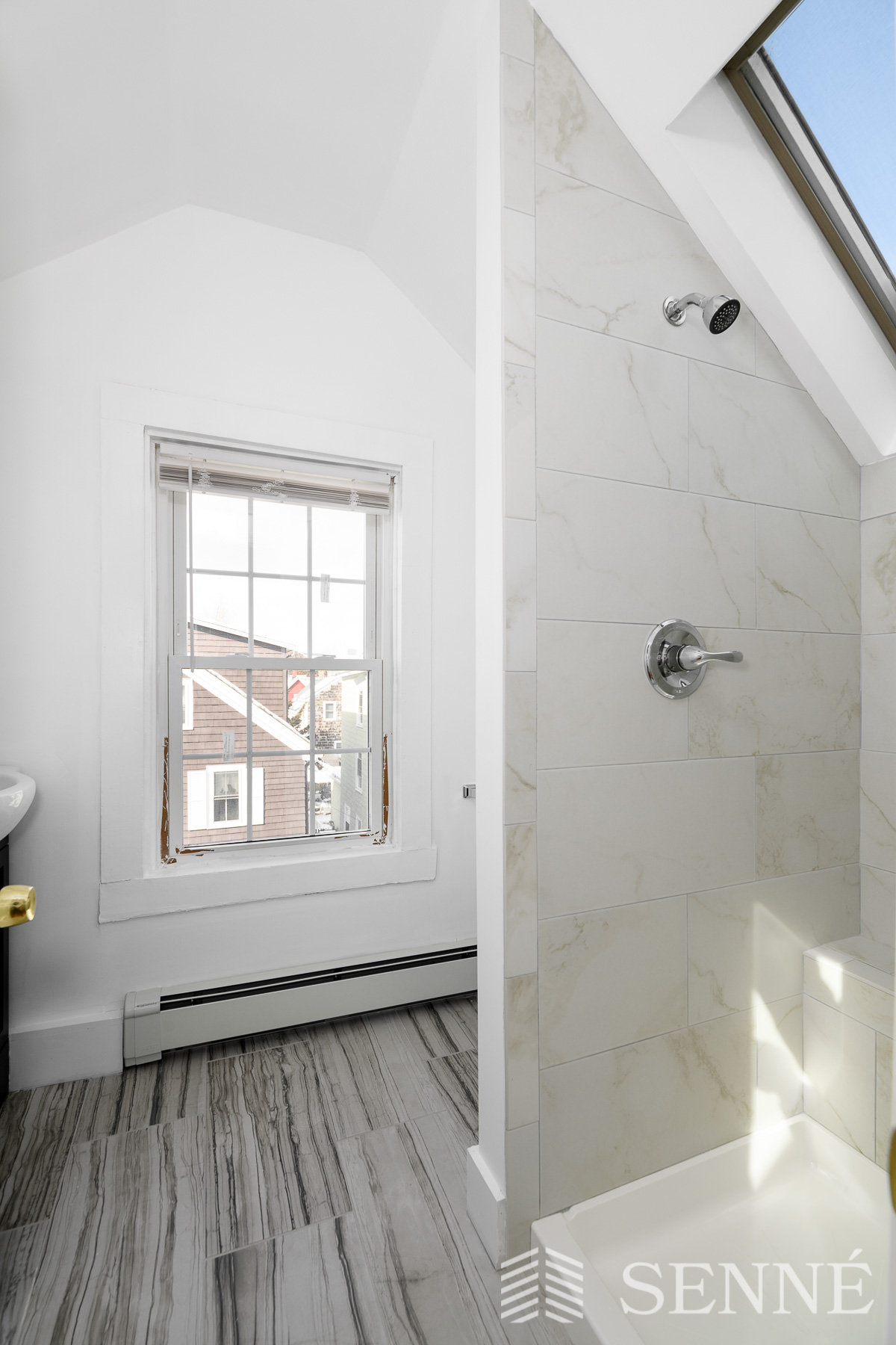 2.5 bed, 2.5 bath apartment for rent at 14 Skehan St Unit 2, Ward Two — photo 9 of 14