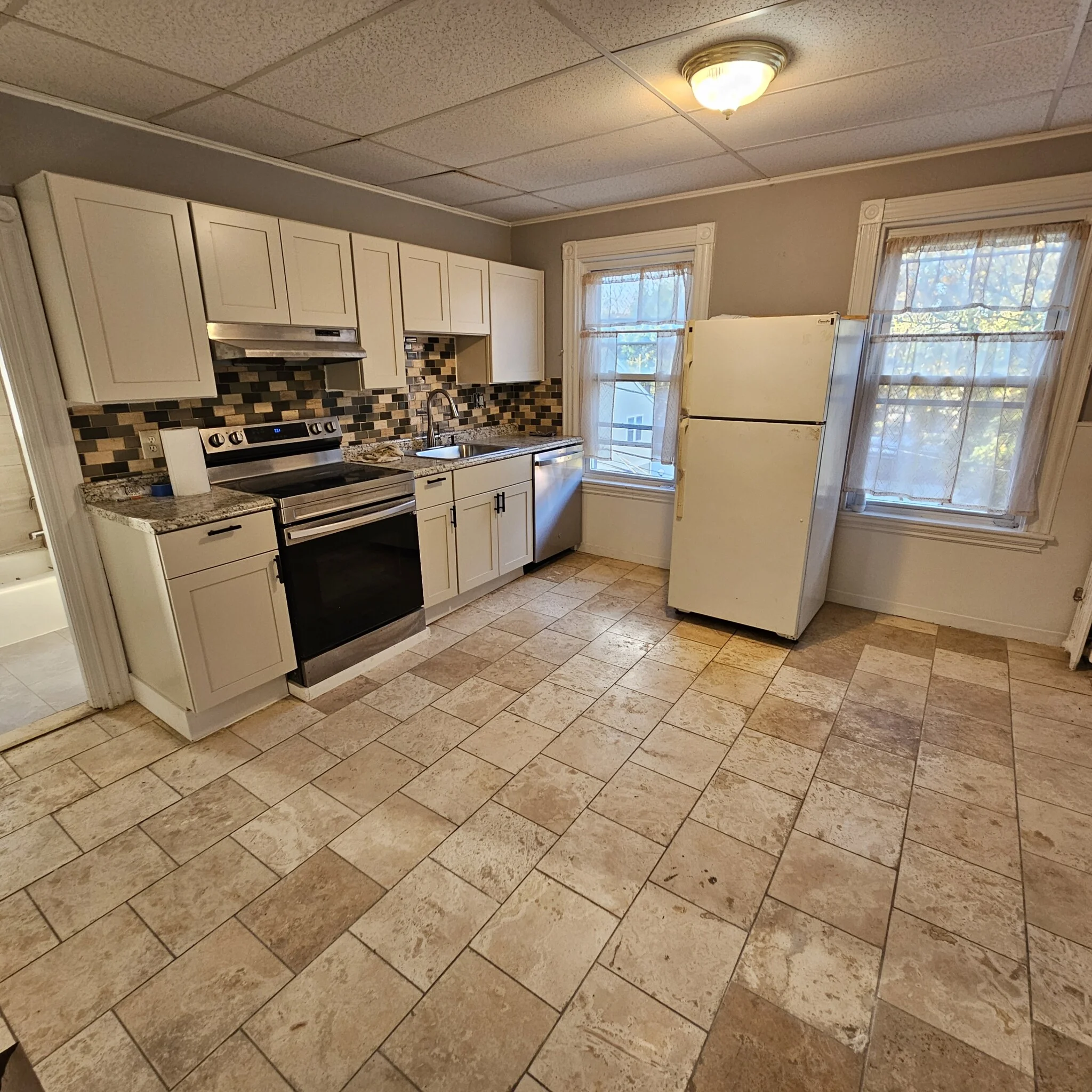 2 bed, 1 bath apartment for rent at 14 Smythe St Unit 3T, Boylston Street — photo 4 of 5