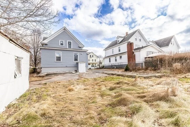 2 bed, 1 bath apartment for rent at 14 Stanley Ave Unit 2, Taunton — photo 10 of 10