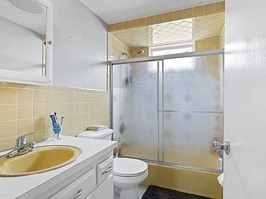 1 bed, 1 bath apartment for rent at 14 Staples Ave Unit 2, Everett — photo 3 of 11