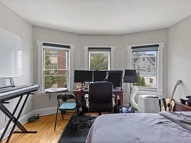 1 bed, 1 bath apartment for rent at 14 Staples Ave Unit 2, Everett — photo 4 of 11