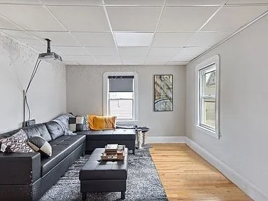 1 bed, 1 bath apartment for rent at 14 Staples Ave Unit 2, Everett — photo 2 of 11