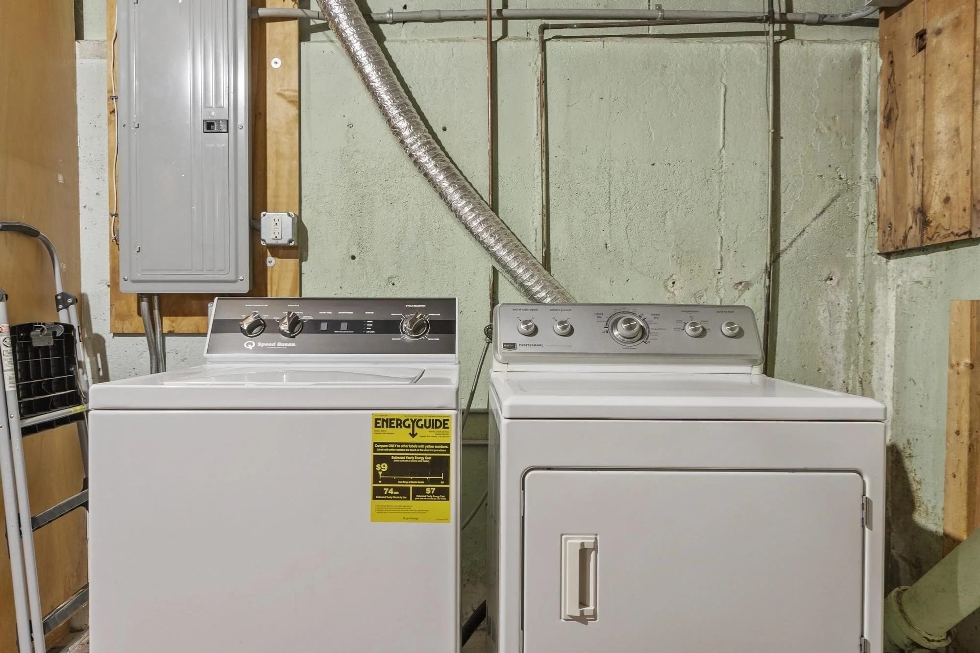 3 bed, 2 bath apartment for rent at 14 Steele St, Stoneham — photo 30 of 39
