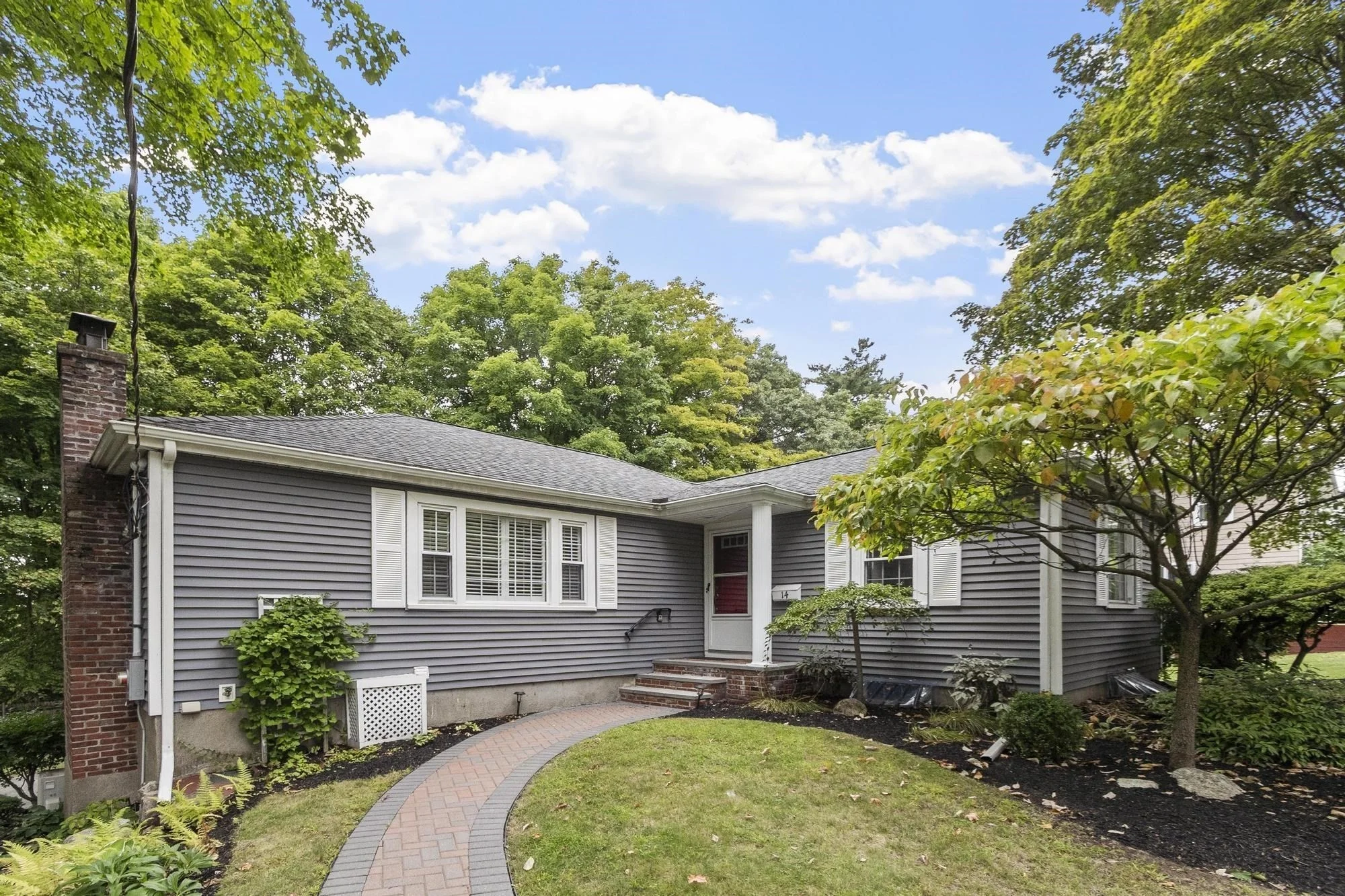 3 bed, 2 bath apartment for rent at 14 Steele St, Stoneham — photo 31 of 39