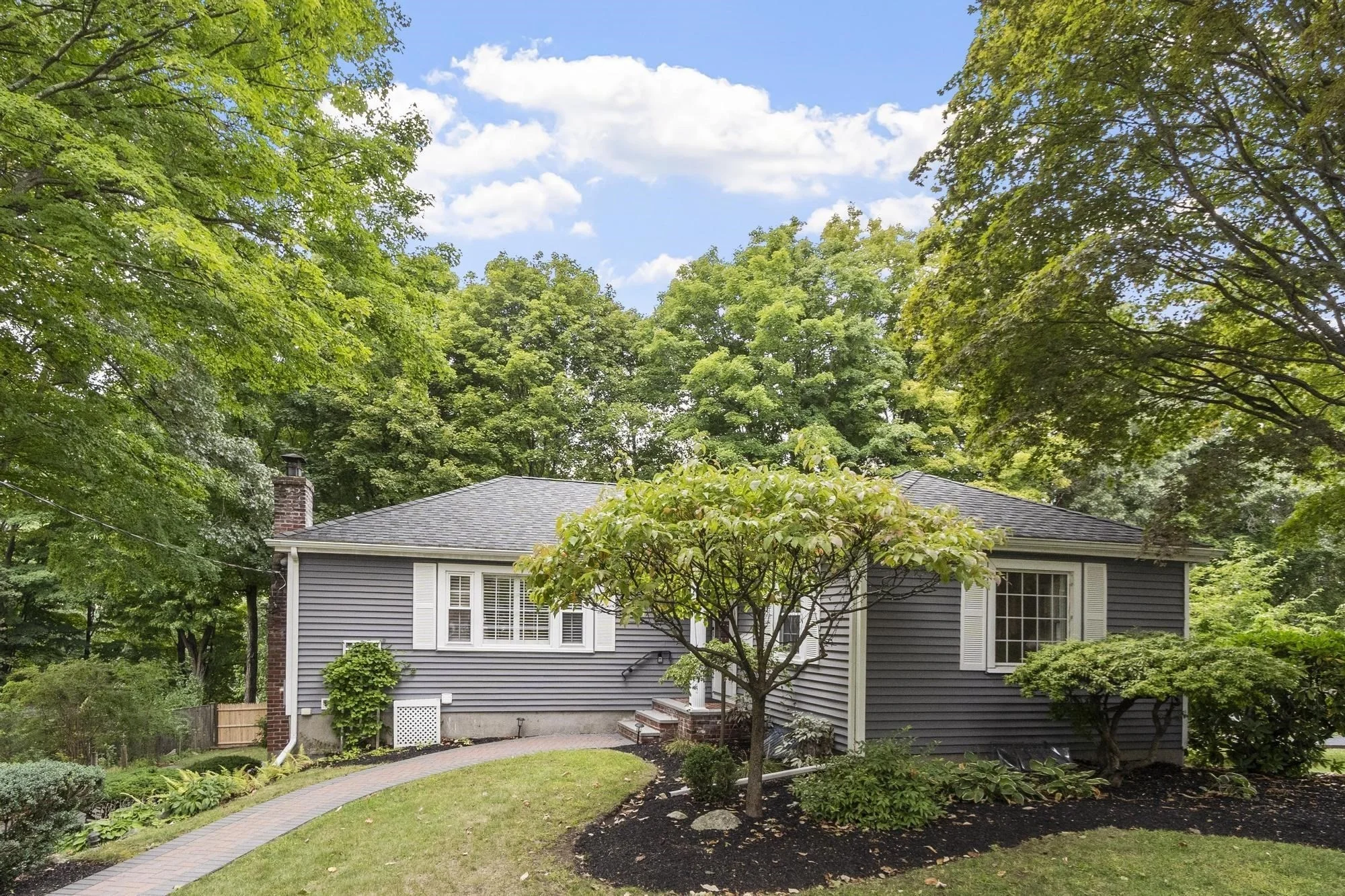 3 bed, 2 bath apartment for rent at 14 Steele St, Stoneham — photo 32 of 39