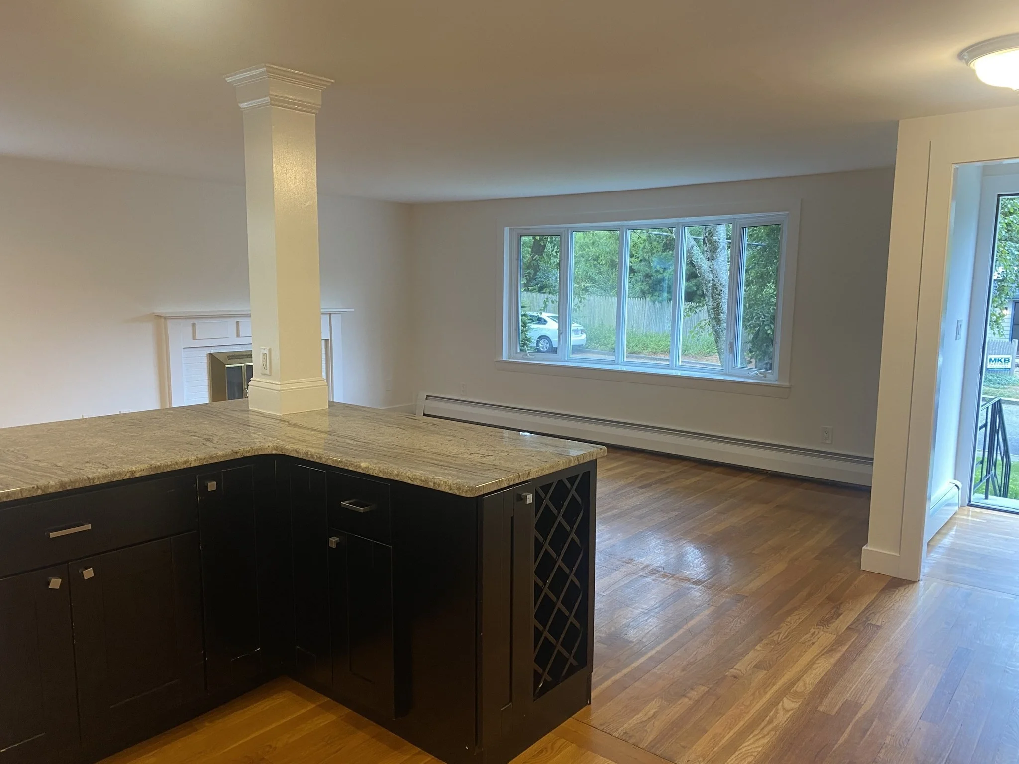 3 bed, 1 bath apartment for rent at 14 Stephen Pl Unit 0, Oak Hill — photo 3 of 17