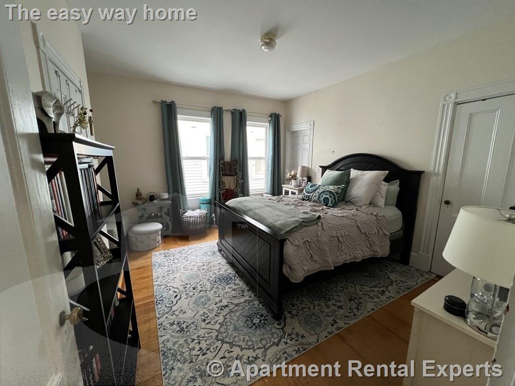 4 bed, 2 bath apartment for rent at 14 Stickney Ave Unit 3, Winter Hill — photo 10 of 16