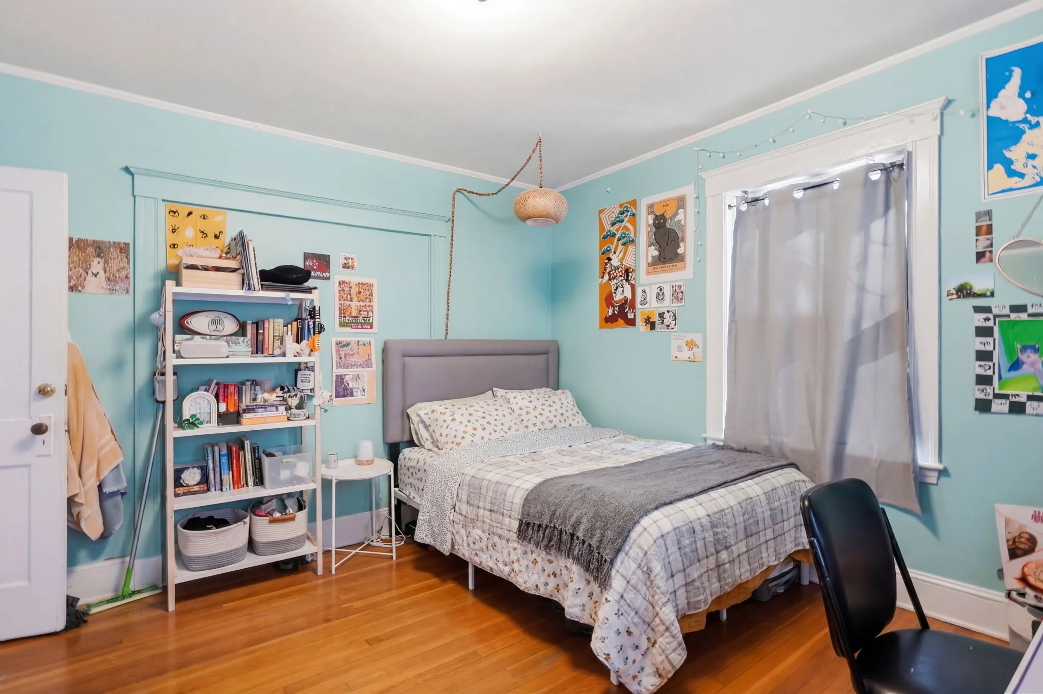 4 bed, 1 bath apartment for rent at 14 Stockwell St Unit 2, Mission Hill — photo 2 of 30