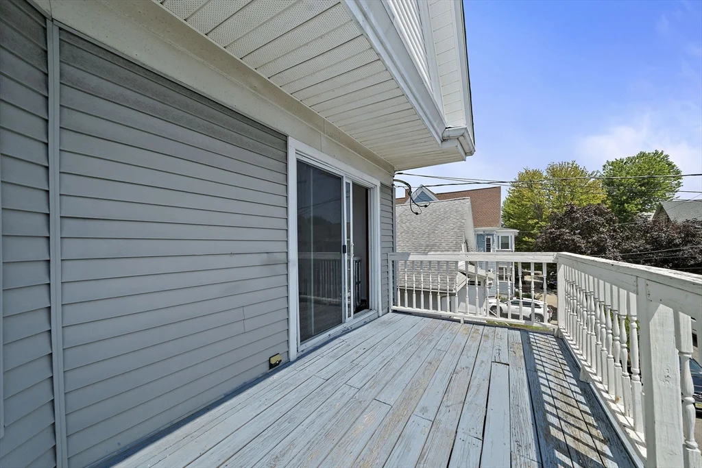 2 bed, 1 bath apartment for rent at 14 Stuart St Unit 2, Everett — photo 17 of 23