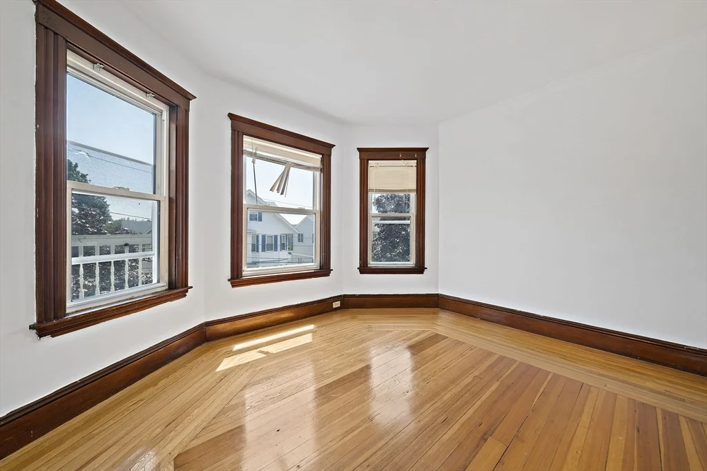2 bed, 1 bath apartment for rent at 14 Stuart St Unit 2, Everett — photo 10 of 23