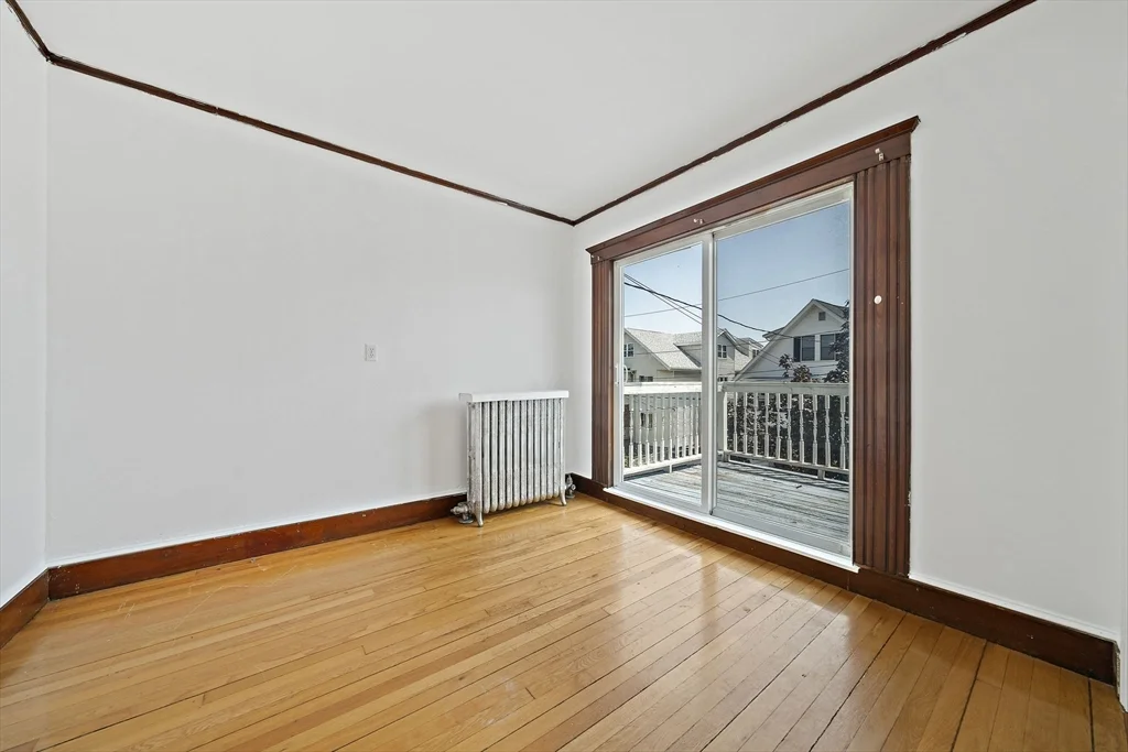2 bed, 1 bath apartment for rent at 14 Stuart St Unit 2, Everett — photo 12 of 23