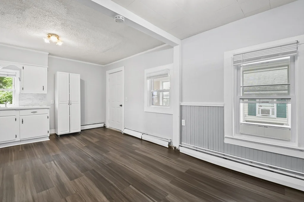 2 bed, 1 bath apartment for rent at 14 Summer Unit 2, Peabody — photo 8 of 19