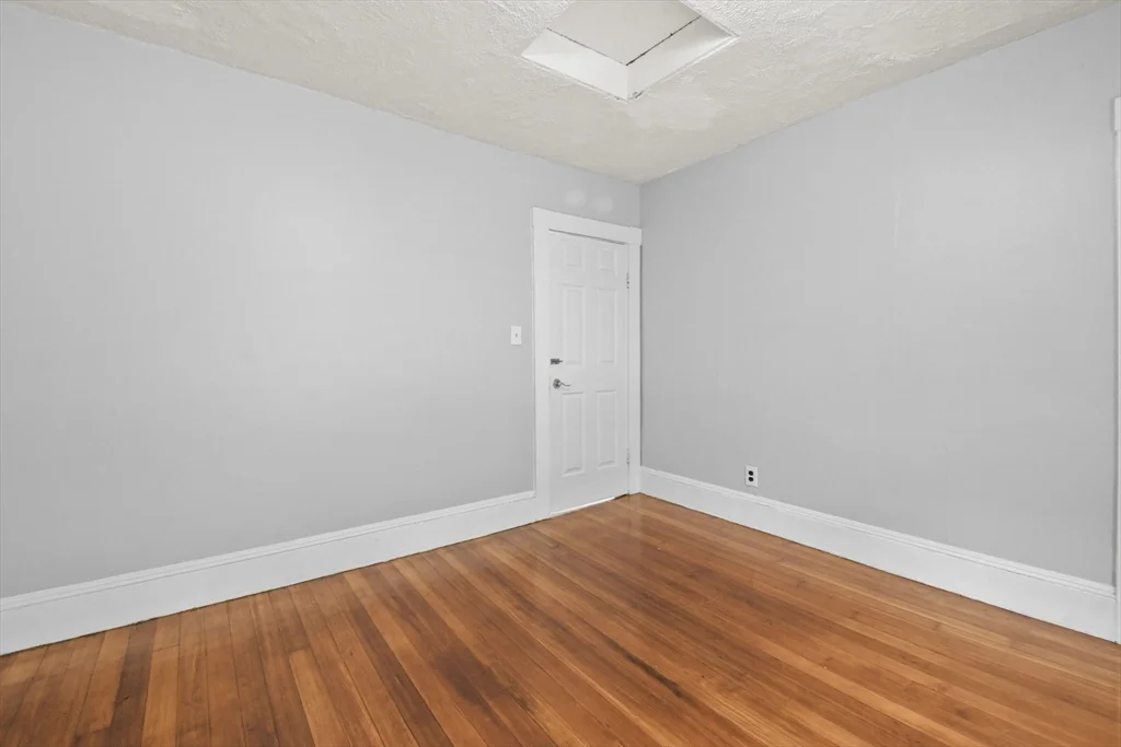 2 bed, 1 bath apartment for rent at 14 Summer Unit 2, Peabody — photo 17 of 19