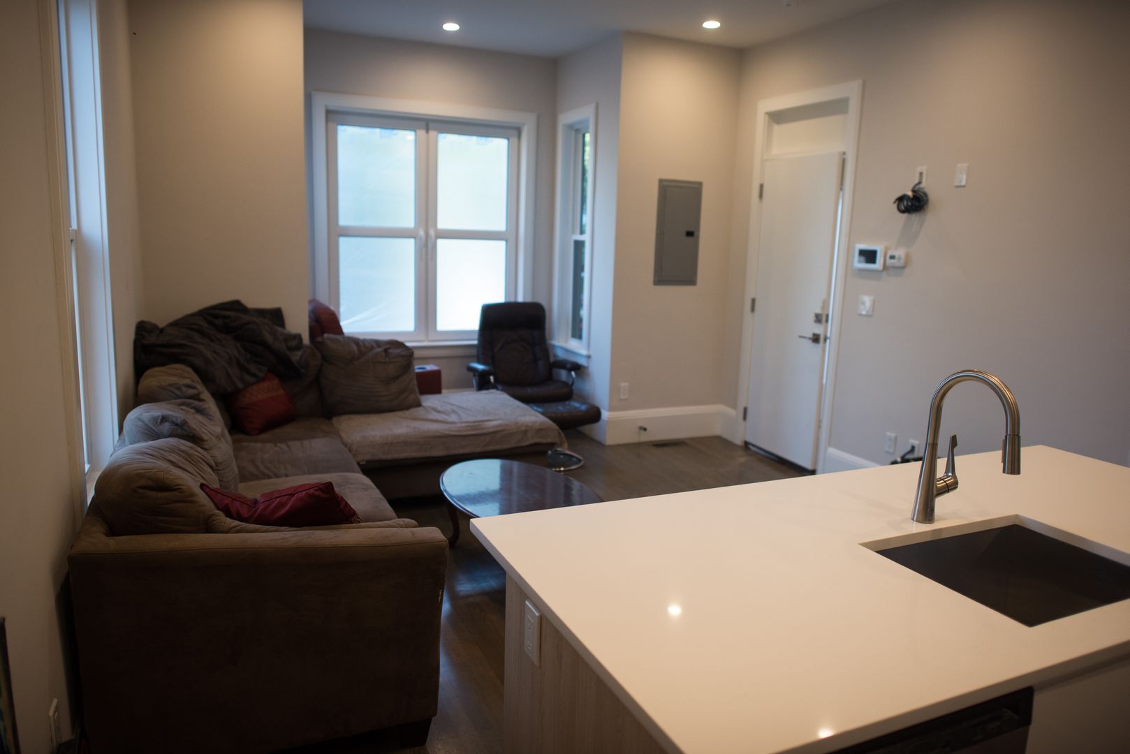 4 bed, 2.5 bath apartment for rent at 14 Sumner St Unit 2, Dorchester — photo 3 of 15