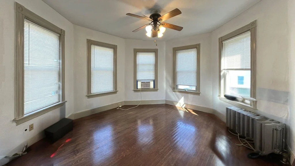 2 bed, 1 bath apartment for rent at 14 Tappan Ave Unit 2F, Attleboro — photo 2 of 10